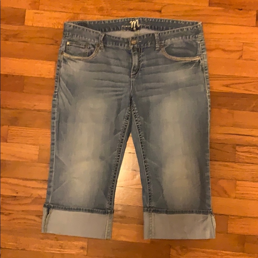 Madison Denim Co. Cuffed Capris Flap Pocket Jeans